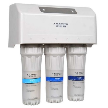 ao史密斯直飲型反滲透凈水器 AR400-B1 高效凈化，直飲安心